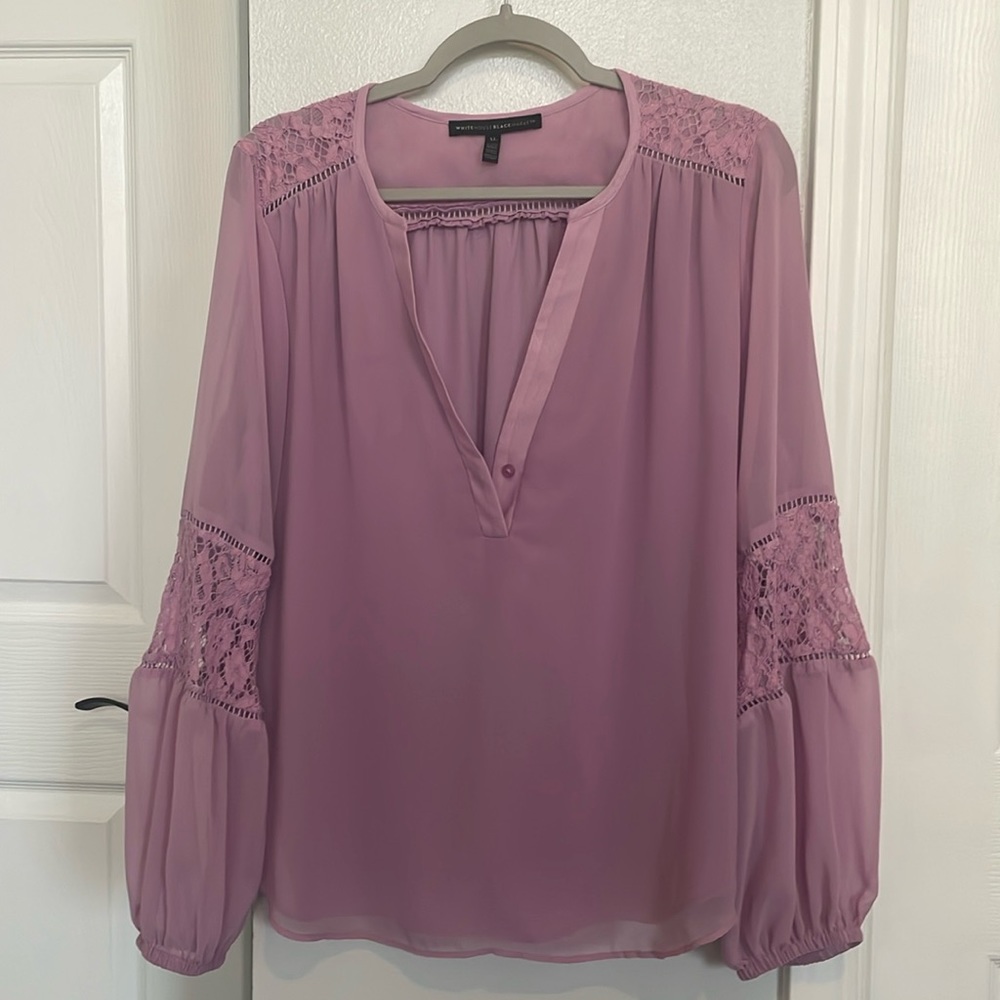 NWOT. White house black market. Lilac blouse. Size XL